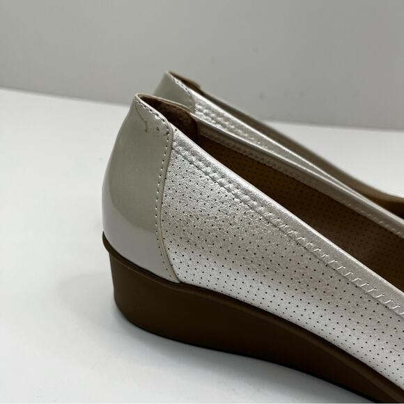 Karen Scott Yaritza wedge pumps white - 9 - Picture 5 of 15